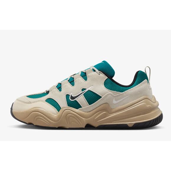 Nike Tech Hera Sneaker Shoe Mens 9.5 New FJ9532-110 Light Orewood Geode Teal